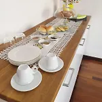 Ghira Bed and breakfast Tavernerio