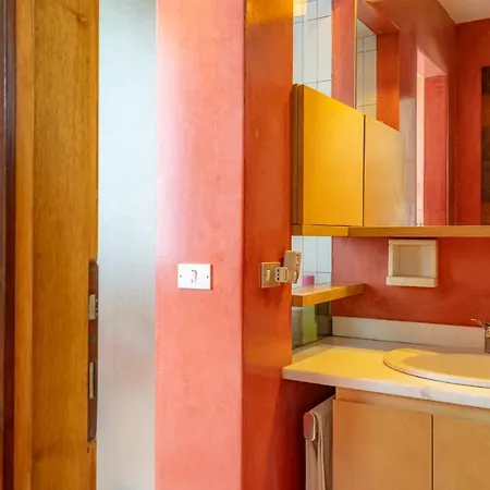 Ghira Bed and Breakfast Tavernerio