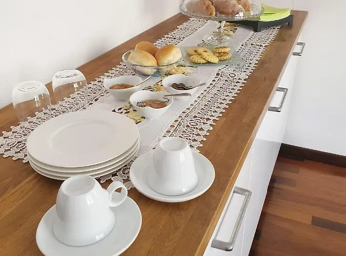 Ghira Bed and breakfast Tavernerio